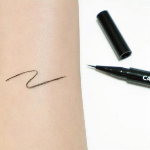 Canmake Slim Liquid eyeliner 01 - Black